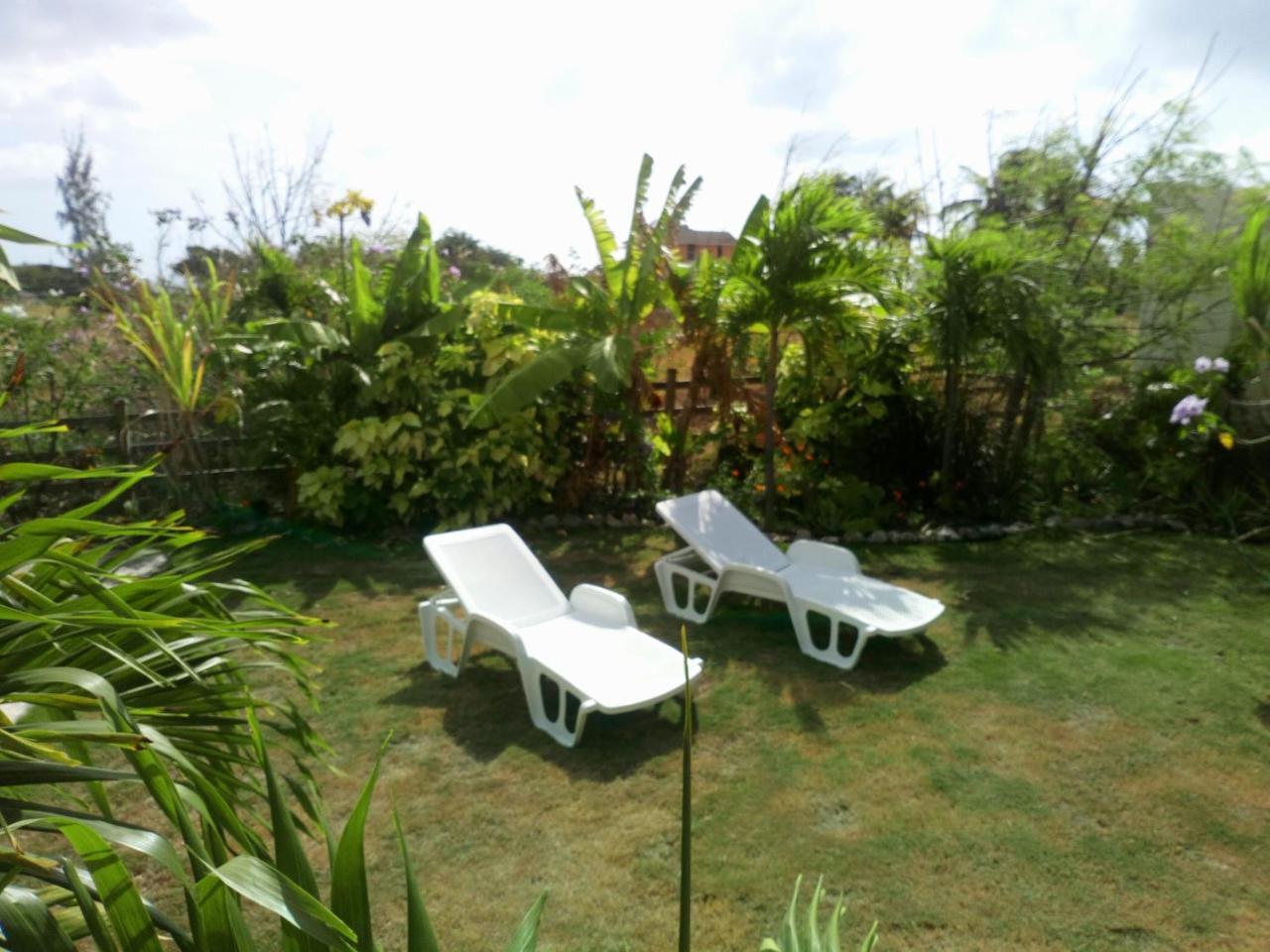The Pool House Villa Saint Philip Bagian luar foto